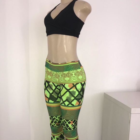 Gym Leegins and Top Set - Picture 7 of 8